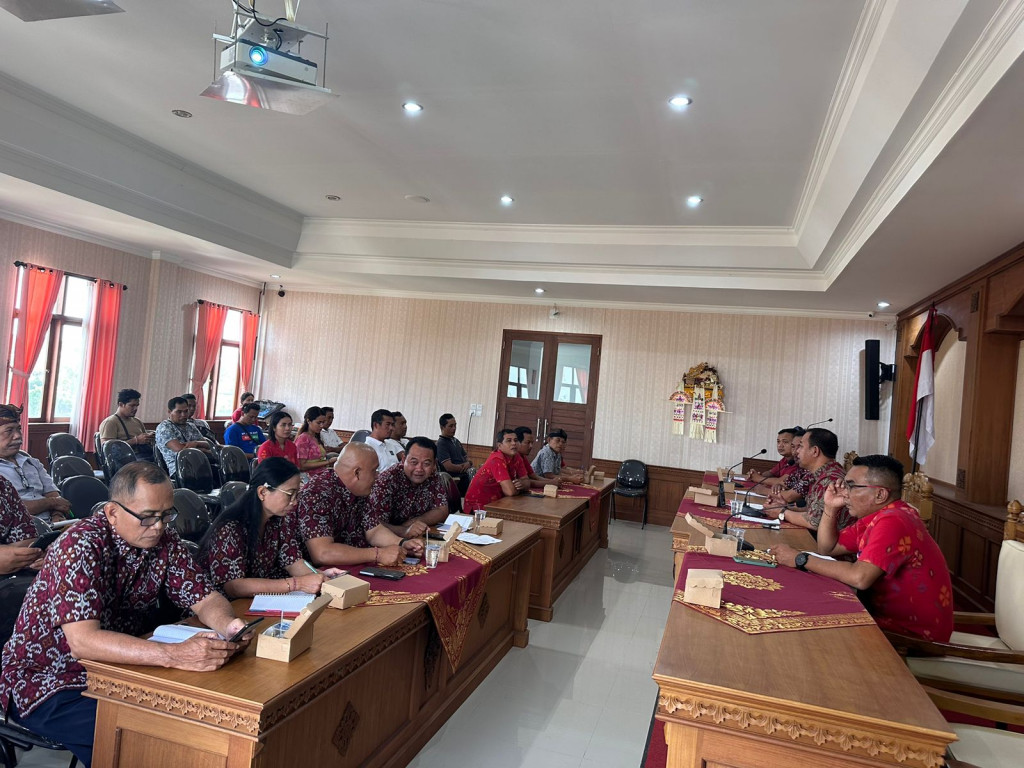 Rapat Koordinasi TPS 3R Desa Tumbak Bayuh